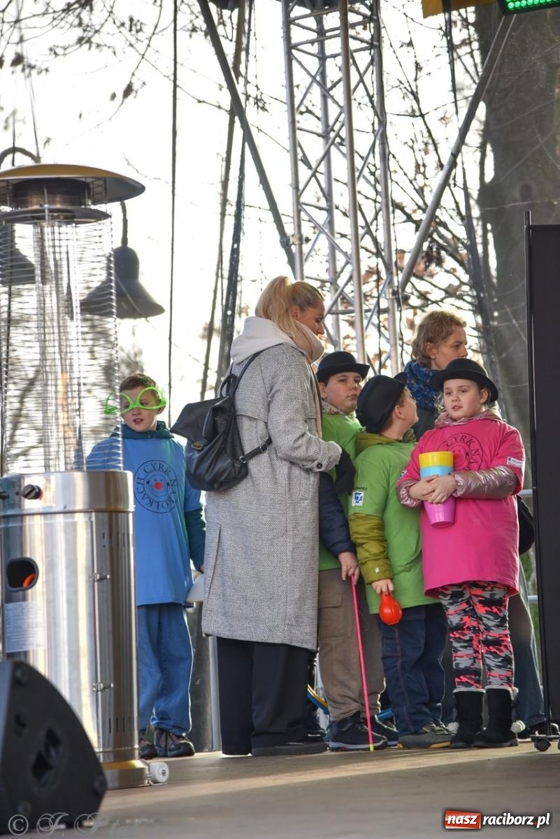 Zdjęcie w galerii na portalu naszraciborz.pl: Bajkowy Zamek Piastowski gościł Pociąg Świątecznych Marzeń [FOTO i WIDEO] wiadomości z regionu