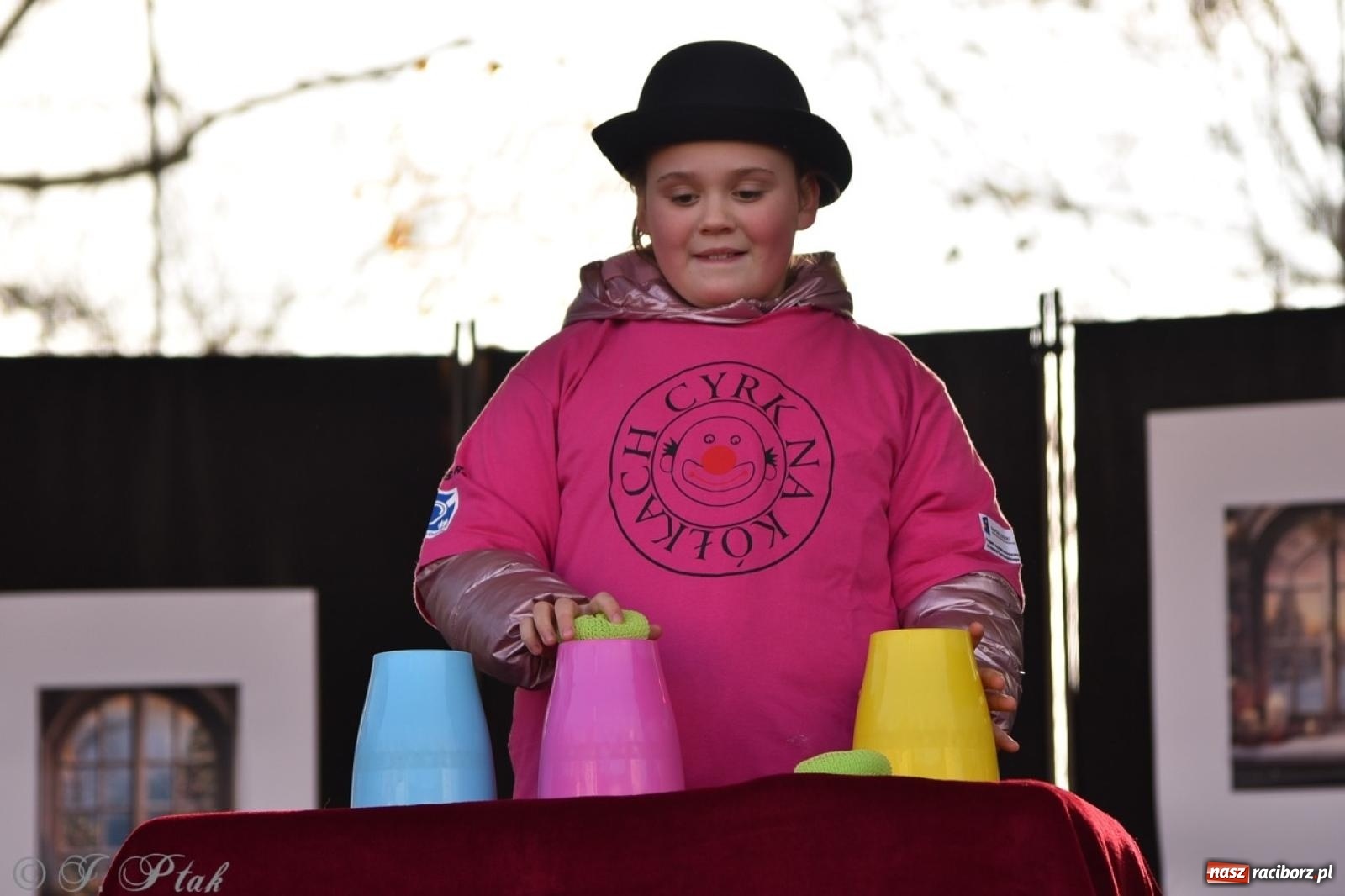 Zdjęcie w galerii na portalu naszraciborz.pl: Bajkowy Zamek Piastowski gościł Pociąg Świątecznych Marzeń [FOTO i WIDEO] wiadomości z regionu