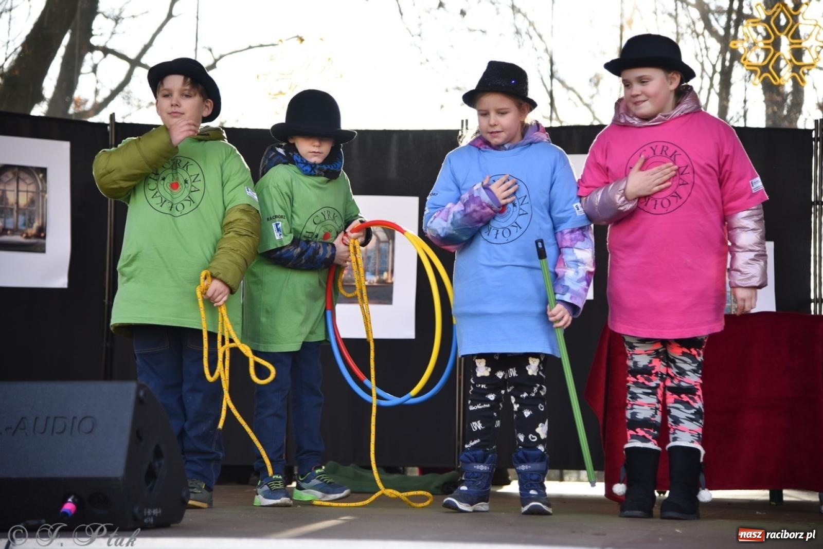 Zdjęcie w galerii na portalu naszraciborz.pl: Bajkowy Zamek Piastowski gościł Pociąg Świątecznych Marzeń [FOTO i WIDEO] wiadomości z regionu