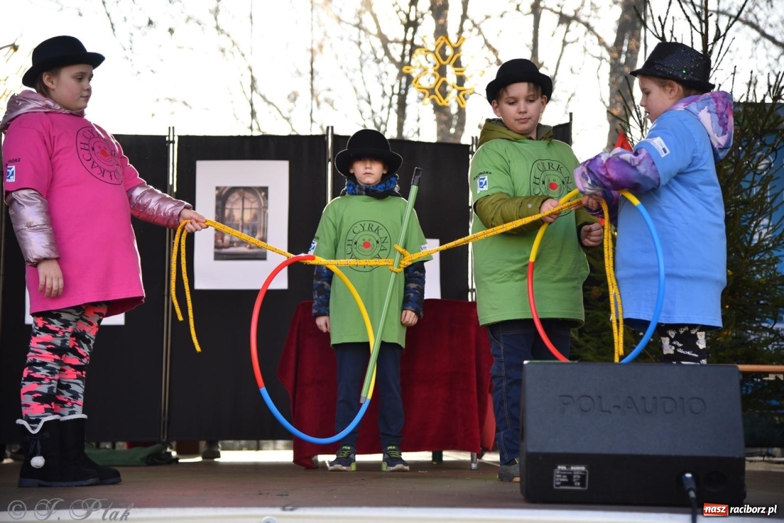 Zdjęcie w galerii na portalu naszraciborz.pl: Bajkowy Zamek Piastowski gościł Pociąg Świątecznych Marzeń [FOTO i WIDEO] wiadomości z regionu