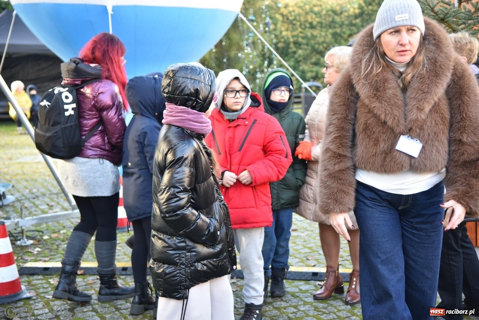 Zdjęcie w galerii na portalu naszraciborz.pl: Bajkowy Zamek Piastowski gościł Pociąg Świątecznych Marzeń [FOTO i WIDEO] wiadomości z regionu
