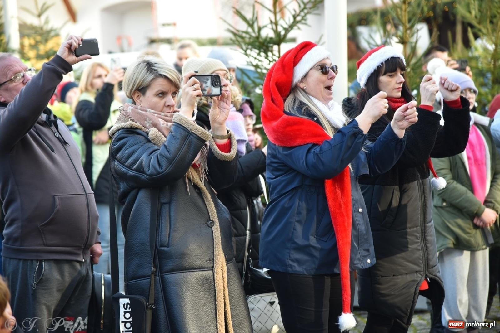 Zdjęcie w galerii na portalu naszraciborz.pl: Bajkowy Zamek Piastowski gościł Pociąg Świątecznych Marzeń [FOTO i WIDEO] wiadomości z regionu