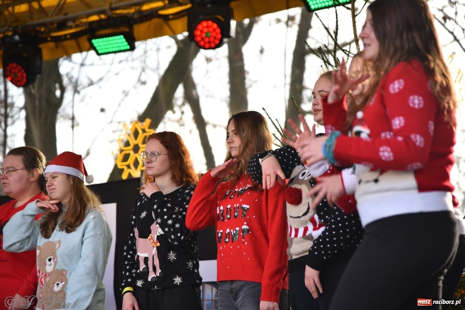 Zdjęcie w galerii na portalu naszraciborz.pl: Bajkowy Zamek Piastowski gościł Pociąg Świątecznych Marzeń [FOTO i WIDEO] wiadomości z regionu