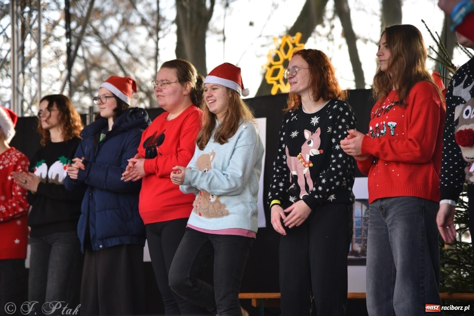 Zdjęcie w galerii na portalu naszraciborz.pl: Bajkowy Zamek Piastowski gościł Pociąg Świątecznych Marzeń [FOTO i WIDEO] wiadomości z regionu