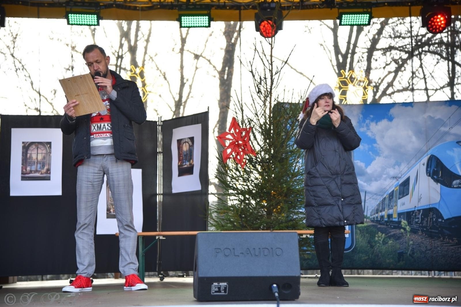 Zdjęcie w galerii na portalu naszraciborz.pl: Bajkowy Zamek Piastowski gościł Pociąg Świątecznych Marzeń [FOTO i WIDEO] wiadomości z regionu