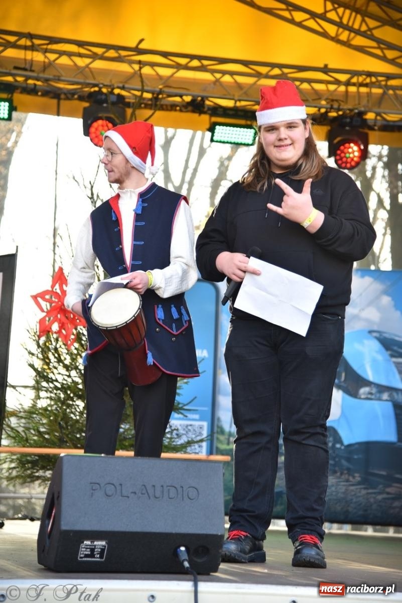 Zdjęcie w galerii na portalu naszraciborz.pl: Bajkowy Zamek Piastowski gościł Pociąg Świątecznych Marzeń [FOTO i WIDEO] wiadomości z regionu