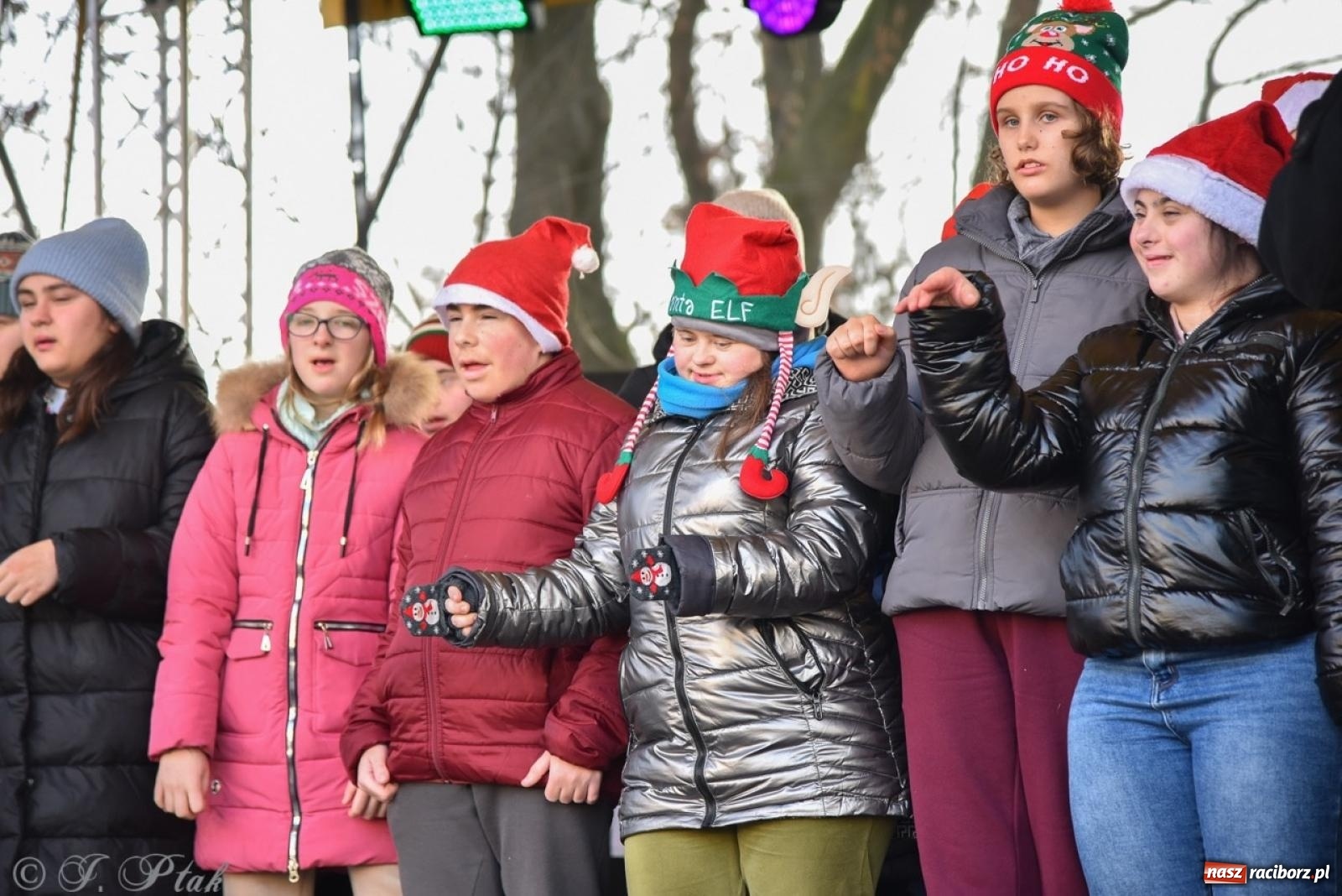 Zdjęcie w galerii na portalu naszraciborz.pl: Bajkowy Zamek Piastowski gościł Pociąg Świątecznych Marzeń [FOTO i WIDEO] wiadomości z regionu