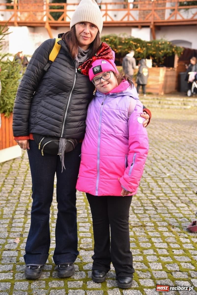 Zdjęcie w galerii na portalu naszraciborz.pl: Bajkowy Zamek Piastowski gościł Pociąg Świątecznych Marzeń [FOTO i WIDEO] wiadomości z regionu