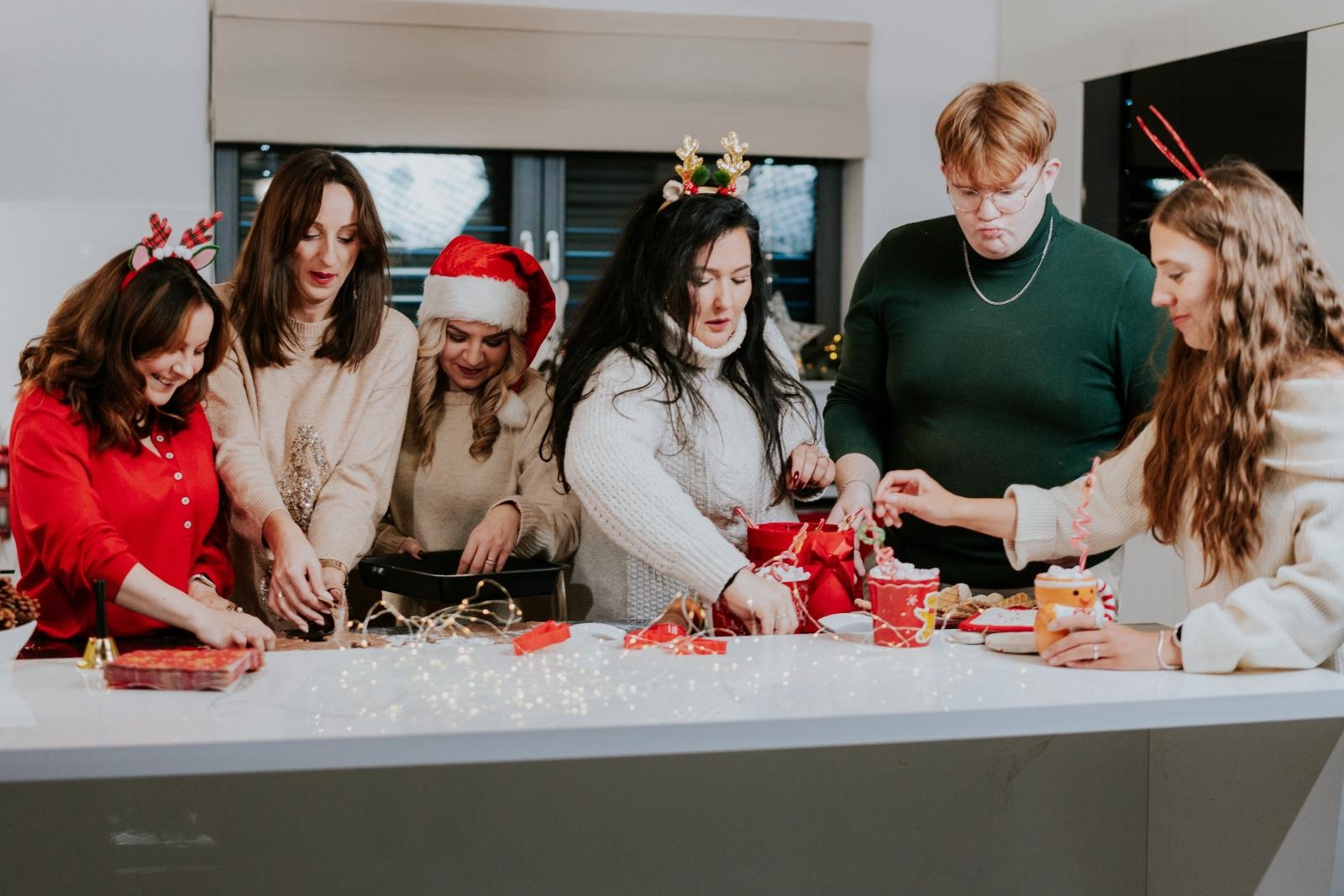 Zdjęcie w galerii na portalu naszraciborz.pl: MY SOM STOND wraca do Raciborza – teledysk Świąteczny Psalm już dostępny wiadomości z regionu