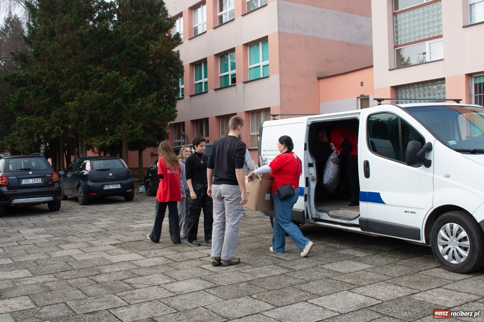 Zdjęcie w galerii na portalu naszraciborz.pl: Weekend Cudów Szlachetnej Paczki w Raciborzu – 26 rodzin otrzymało pomoc wiadomości z regionu