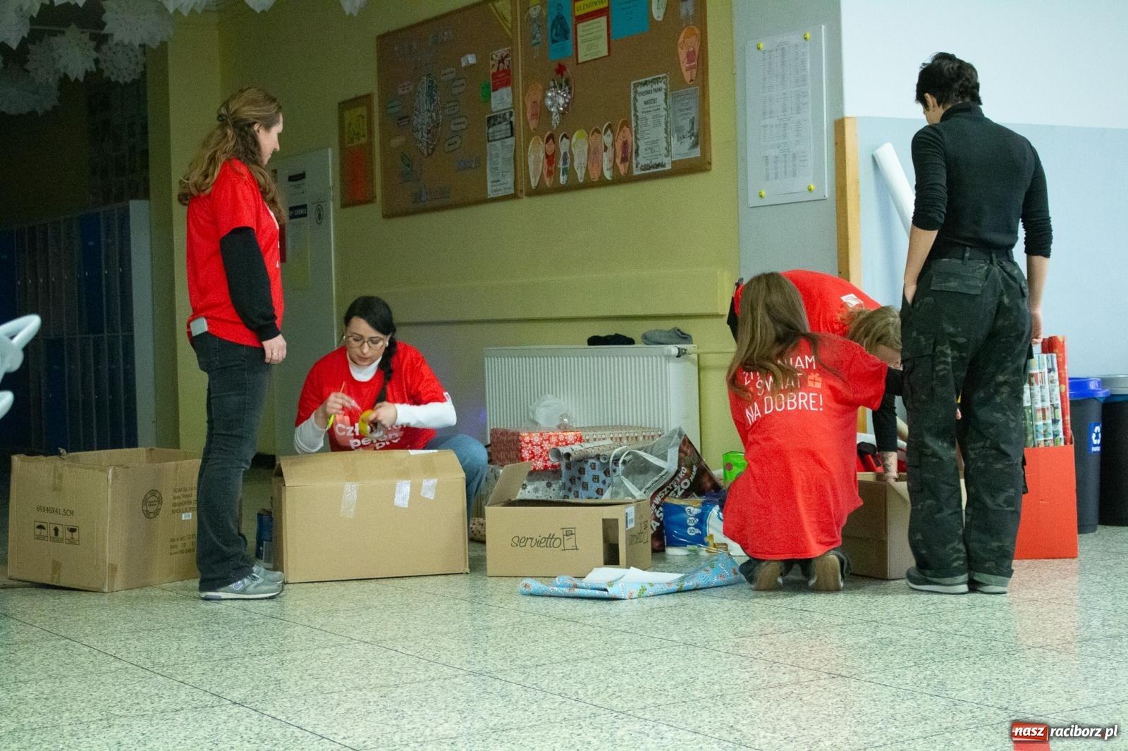 Zdjęcie w galerii na portalu naszraciborz.pl: Weekend Cudów Szlachetnej Paczki w Raciborzu – 26 rodzin otrzymało pomoc wiadomości z regionu