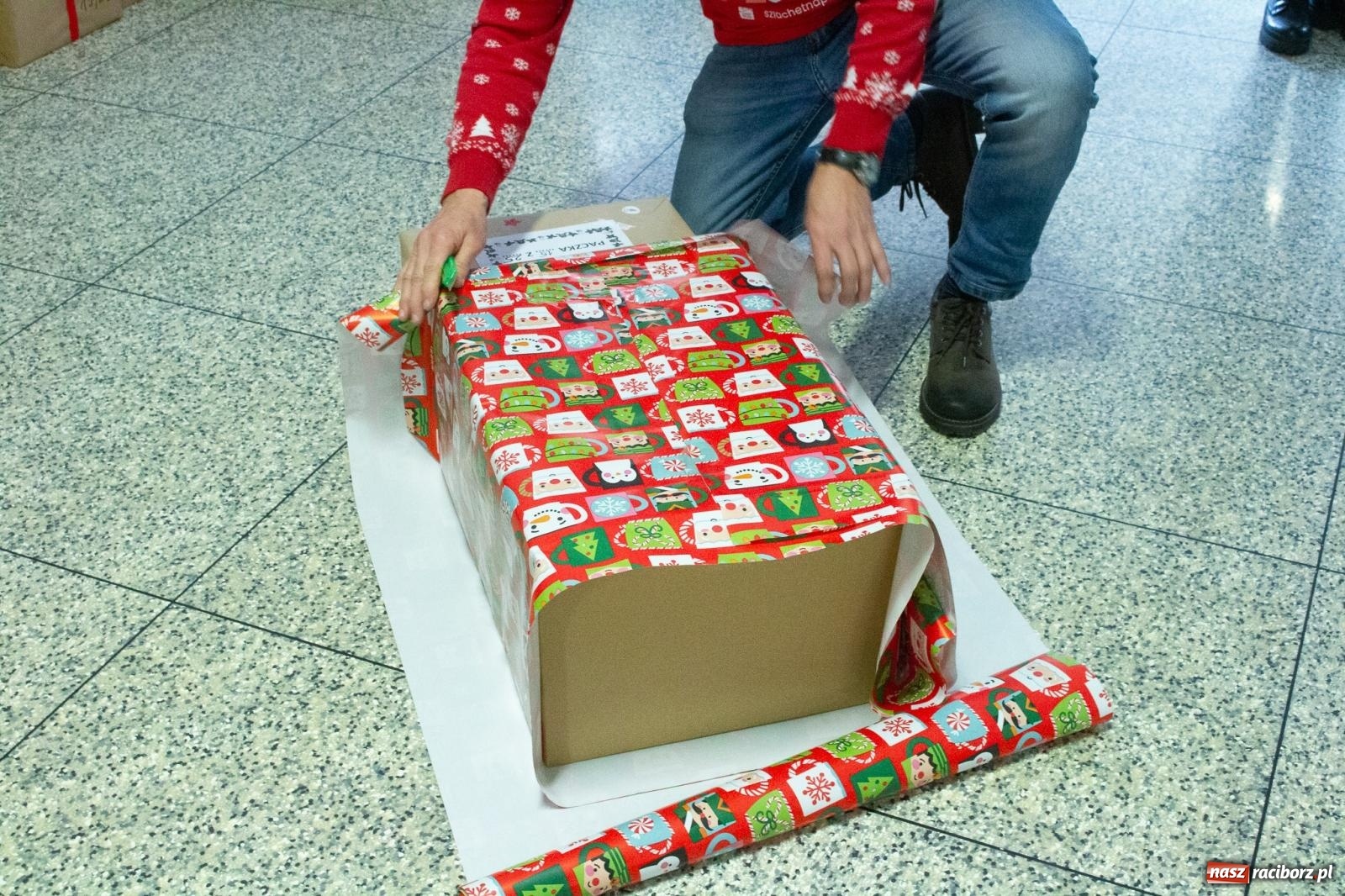 Zdjęcie w galerii na portalu naszraciborz.pl: Weekend Cudów Szlachetnej Paczki w Raciborzu – 26 rodzin otrzymało pomoc wiadomości z regionu