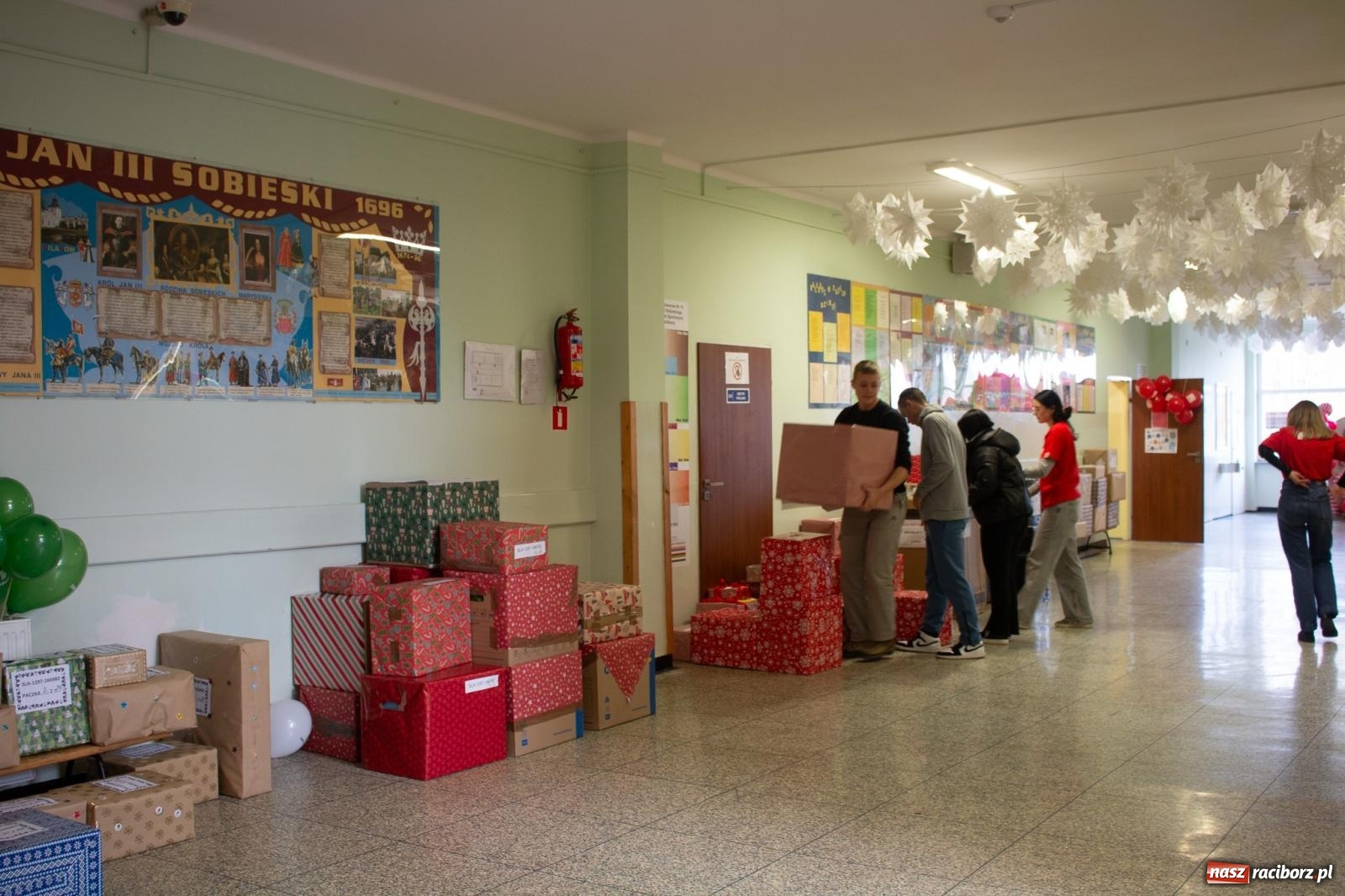 Zdjęcie w galerii na portalu naszraciborz.pl: Weekend Cudów Szlachetnej Paczki w Raciborzu – 26 rodzin otrzymało pomoc wiadomości z regionu