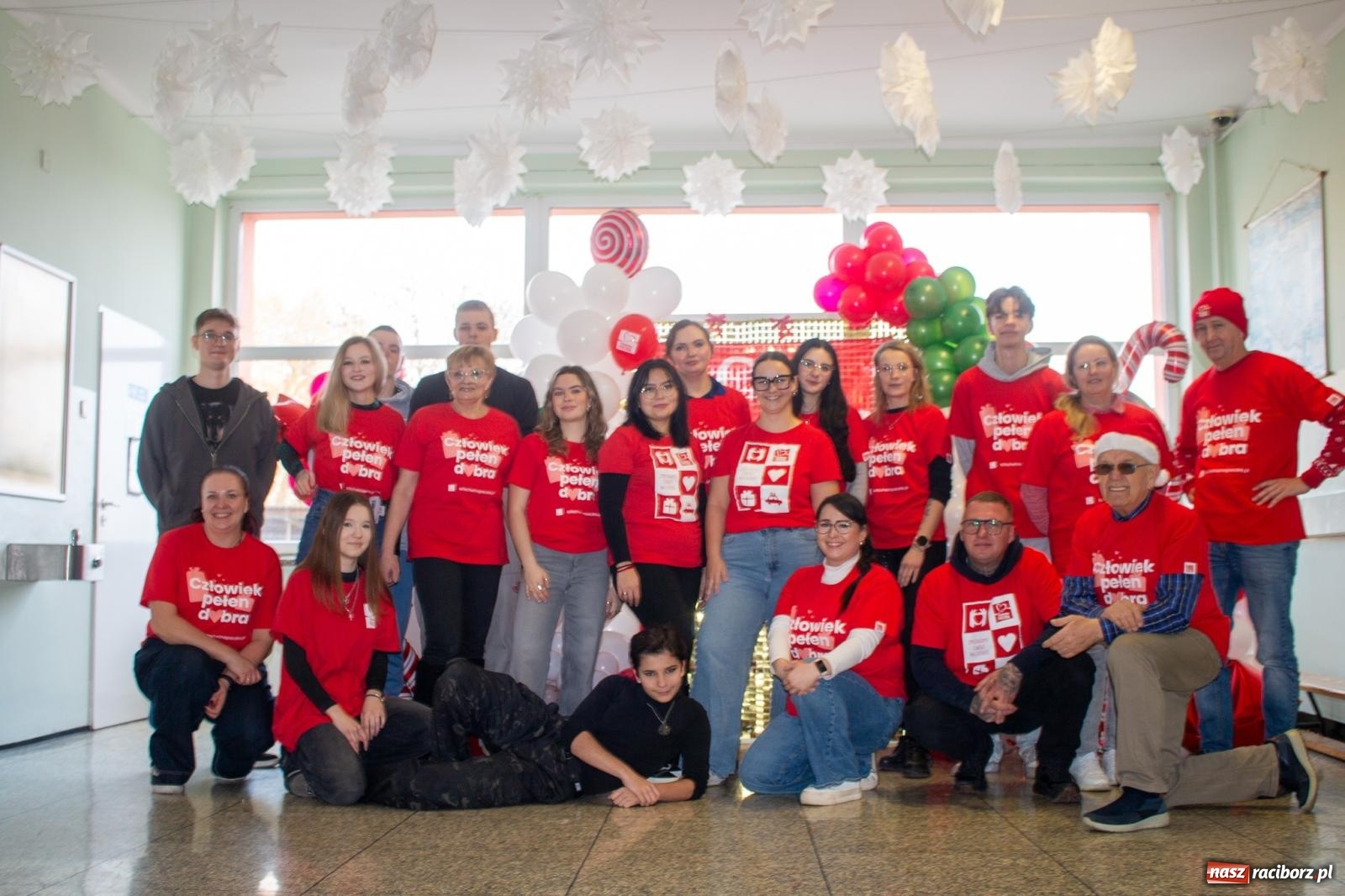 Zdjęcie w galerii na portalu naszraciborz.pl: Weekend Cudów Szlachetnej Paczki w Raciborzu – 26 rodzin otrzymało pomoc wiadomości z regionu