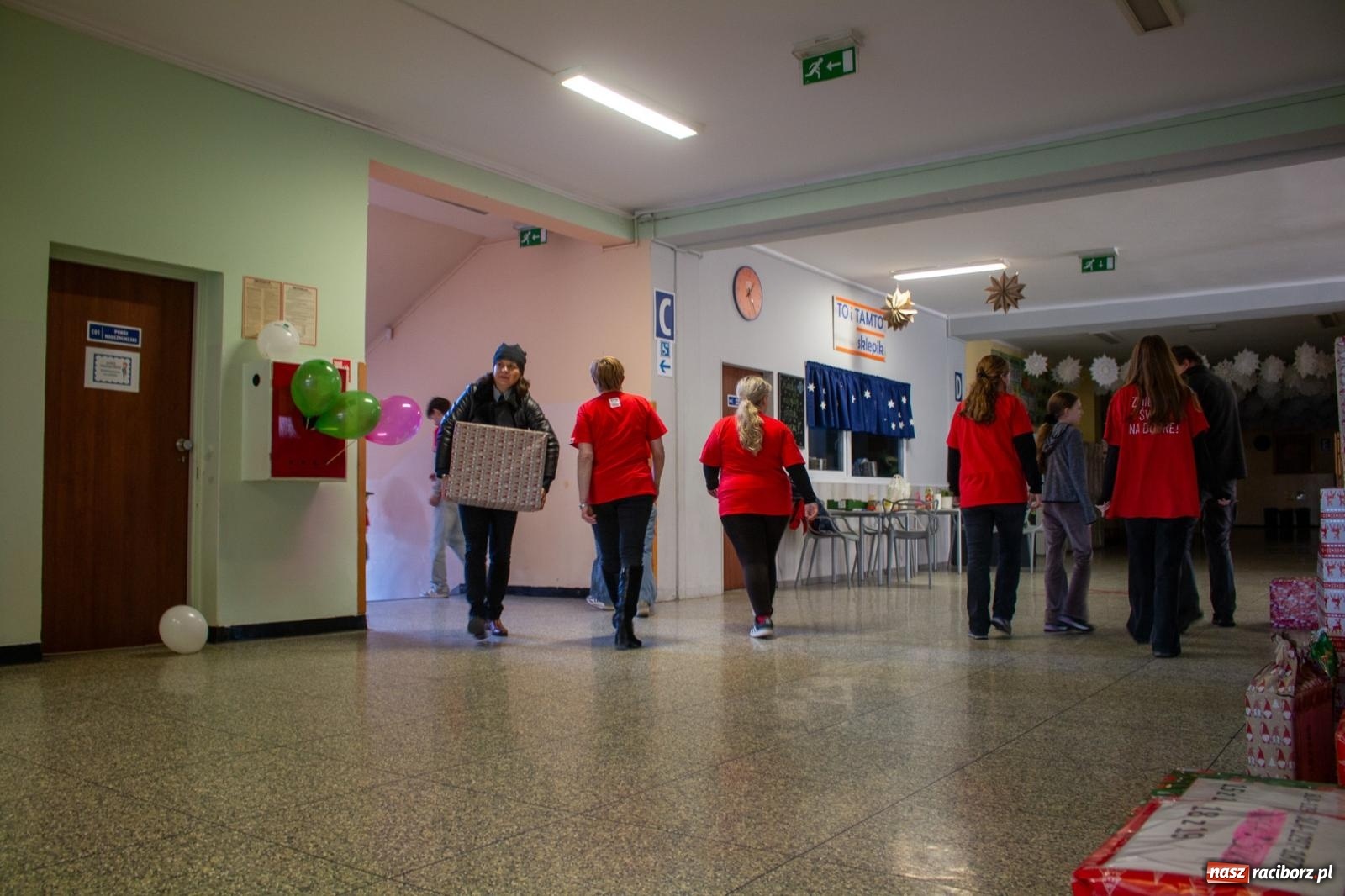 Zdjęcie w galerii na portalu naszraciborz.pl: Weekend Cudów Szlachetnej Paczki w Raciborzu – 26 rodzin otrzymało pomoc wiadomości z regionu