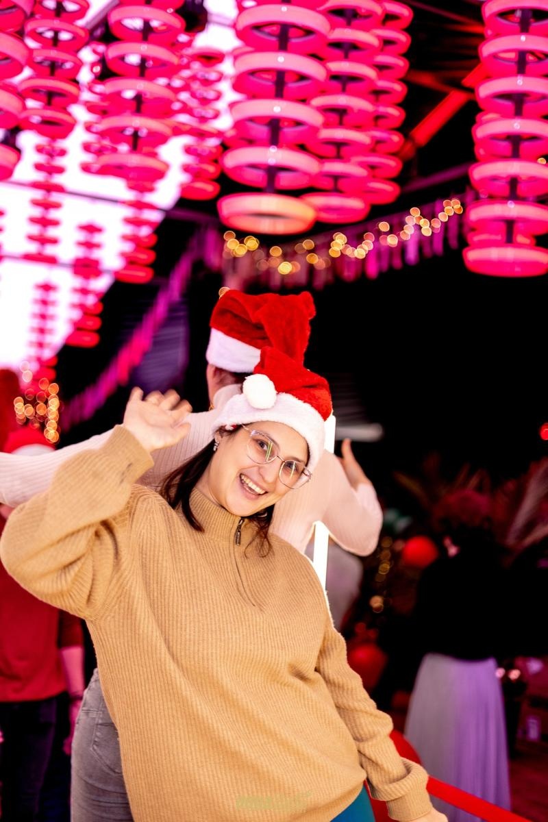 Zdjęcie w galerii na portalu naszraciborz.pl: Pierwsze Mikołajki w AquaBrax. Świąteczna baśń w Szymocicach wiadomości z regionu