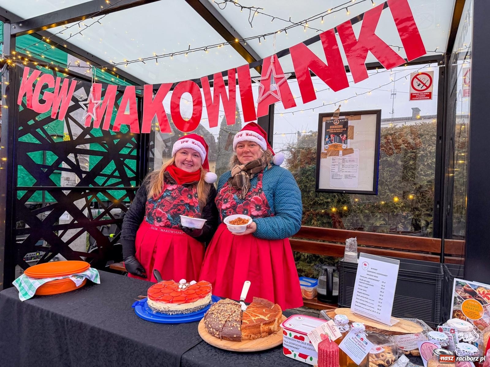 Zdjęcie w galerii na portalu naszraciborz.pl: Jarmark bożonarodzeniowy w Krowiarkach. Rodzinna atmosfera i świąteczne emocje wiadomości z regionu