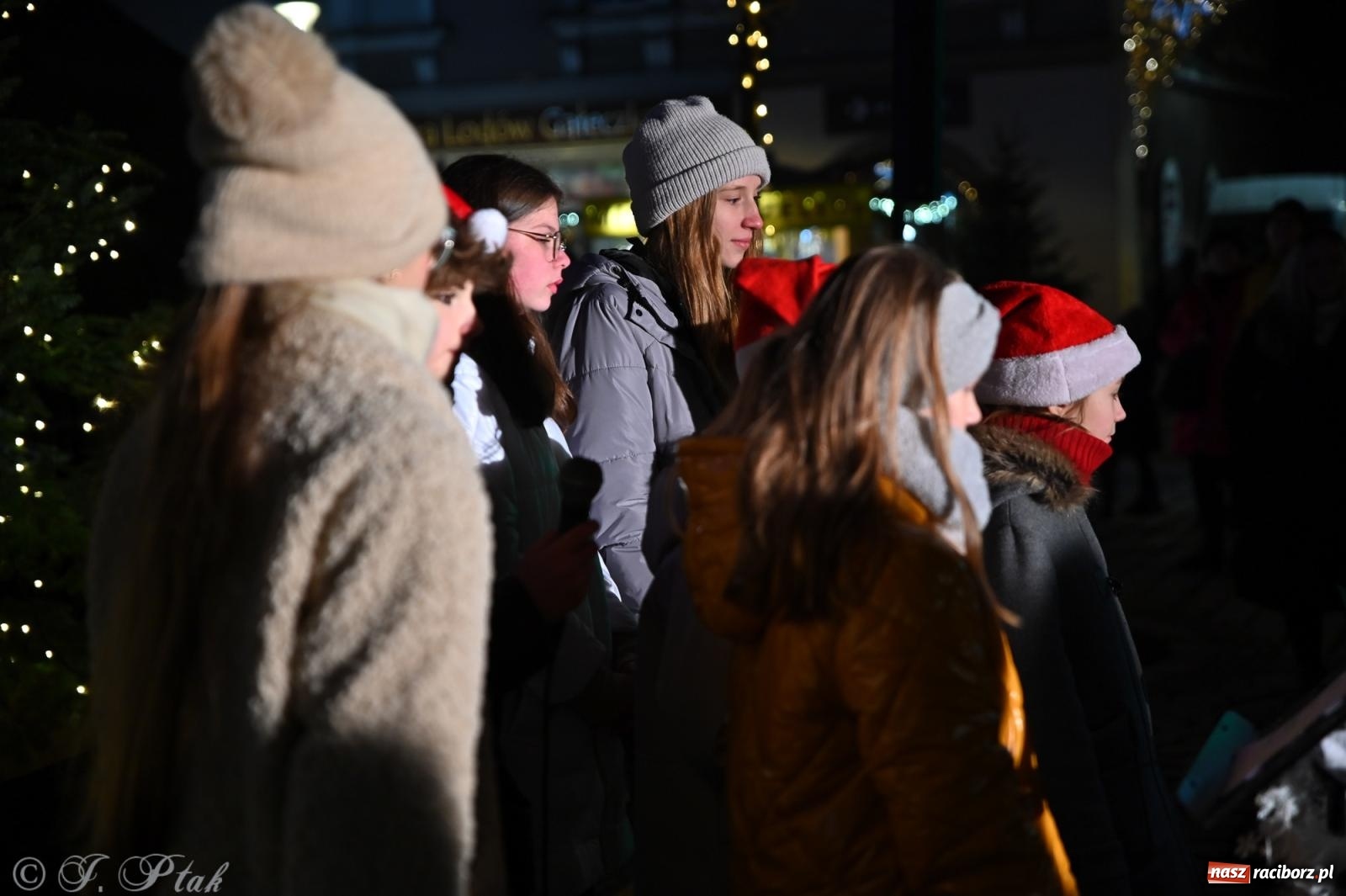 Zdjęcie w galerii na portalu naszraciborz.pl: Perspektywa. Muzyka i atrakcje na raciborskim rynku wiadomości z regionu