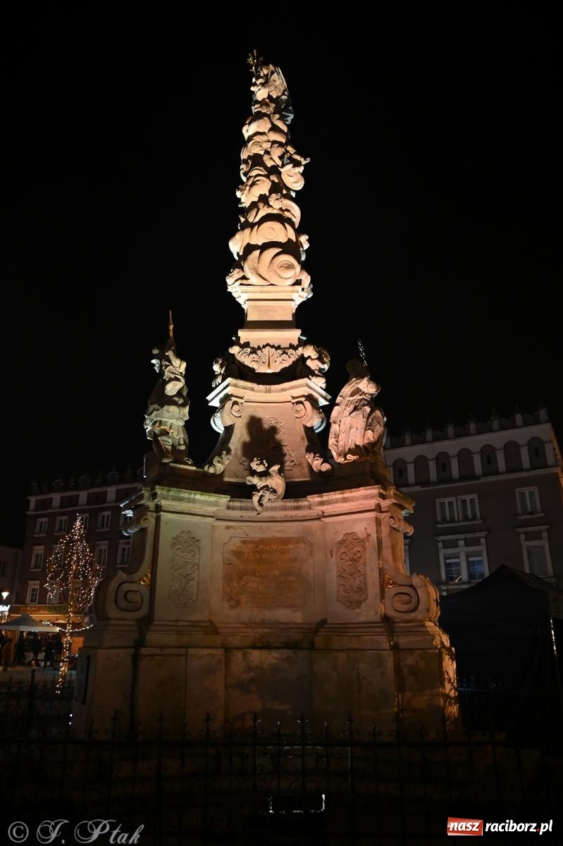 Zdjęcie w galerii na portalu naszraciborz.pl: Perspektywa. Muzyka i atrakcje na raciborskim rynku wiadomości z regionu