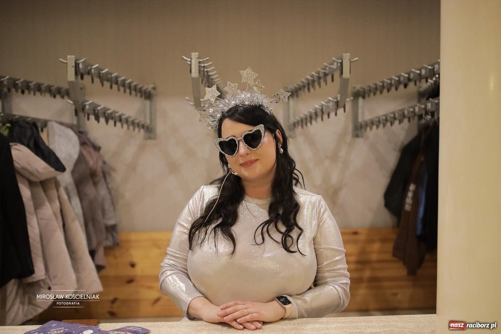 Zdjęcie w galerii na portalu naszraciborz.pl: Pełna widownia i wspólna energia. Gwiazdka Serc po raz 22. w Raciborskim Centrum Kultury [FOTO i WIDEO 2] wiadomości z regionu