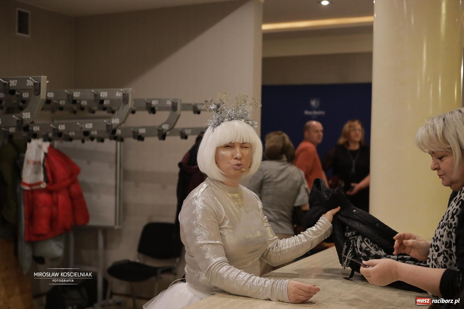 Zdjęcie w galerii na portalu naszraciborz.pl: Pełna widownia i wspólna energia. Gwiazdka Serc po raz 22. w Raciborskim Centrum Kultury [FOTO i WIDEO 2] wiadomości z regionu