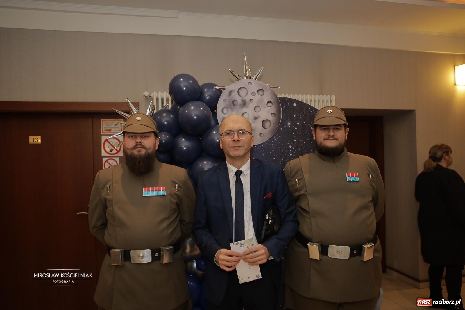 Zdjęcie w galerii na portalu naszraciborz.pl: Pełna widownia i wspólna energia. Gwiazdka Serc po raz 22. w Raciborskim Centrum Kultury [FOTO i WIDEO 2] wiadomości z regionu