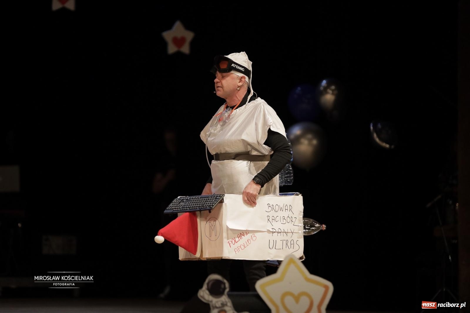 Zdjęcie w galerii na portalu naszraciborz.pl: Pełna widownia i wspólna energia. Gwiazdka Serc po raz 22. w Raciborskim Centrum Kultury [FOTO i WIDEO 2] wiadomości z regionu