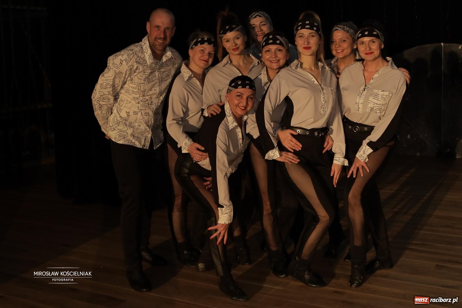 Zdjęcie w galerii na portalu naszraciborz.pl: Pełna widownia i wspólna energia. Gwiazdka Serc po raz 22. w Raciborskim Centrum Kultury [FOTO i WIDEO 2] wiadomości z regionu
