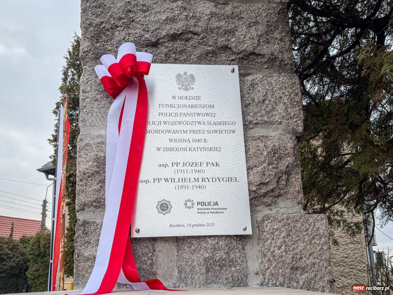 Zdjęcie w galerii na portalu naszraciborz.pl: W Brzeziu upamiętniono polskich policjantów – ofiary zbrodni katyńskiej [FOTO i WIDEO] wiadomości z regionu