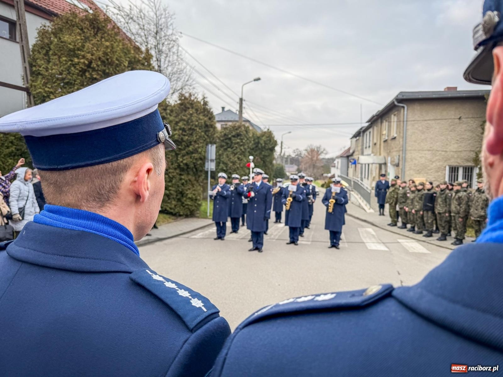 Zdjęcie w galerii na portalu naszraciborz.pl: W Brzeziu upamiętniono polskich policjantów – ofiary zbrodni katyńskiej [FOTO i WIDEO] wiadomości z regionu