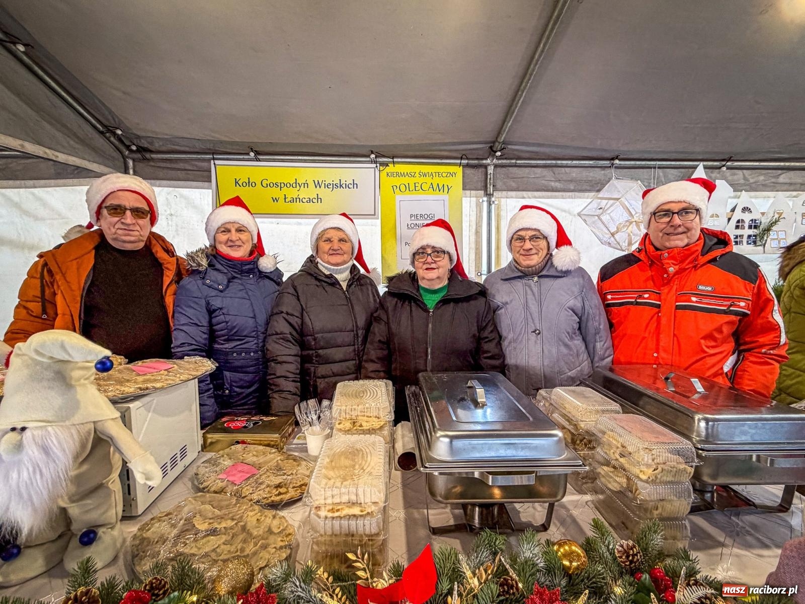 Zdjęcie w galerii na portalu naszraciborz.pl: Kiermasz świąteczny w Kornowacu w nowej przestrzeni i z nową oprawą [FOTO i WIDEO] wiadomości z regionu