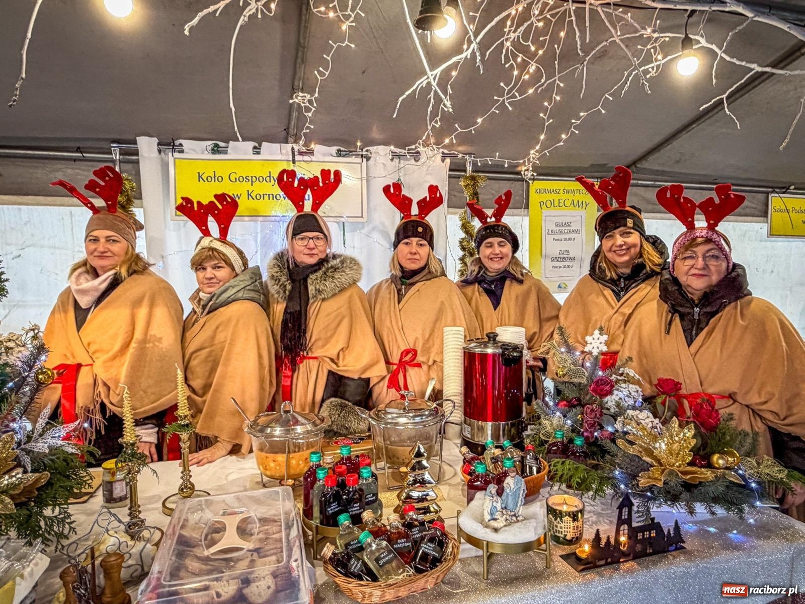 Zdjęcie w galerii na portalu naszraciborz.pl: Kiermasz świąteczny w Kornowacu w nowej przestrzeni i z nową oprawą [FOTO i WIDEO] wiadomości z regionu