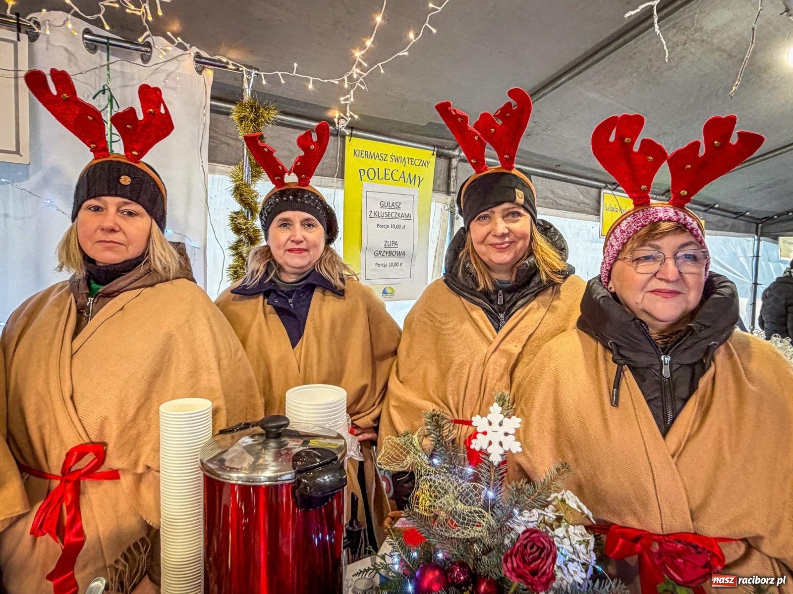 Zdjęcie w galerii na portalu naszraciborz.pl: Kiermasz świąteczny w Kornowacu w nowej przestrzeni i z nową oprawą [FOTO i WIDEO] wiadomości z regionu