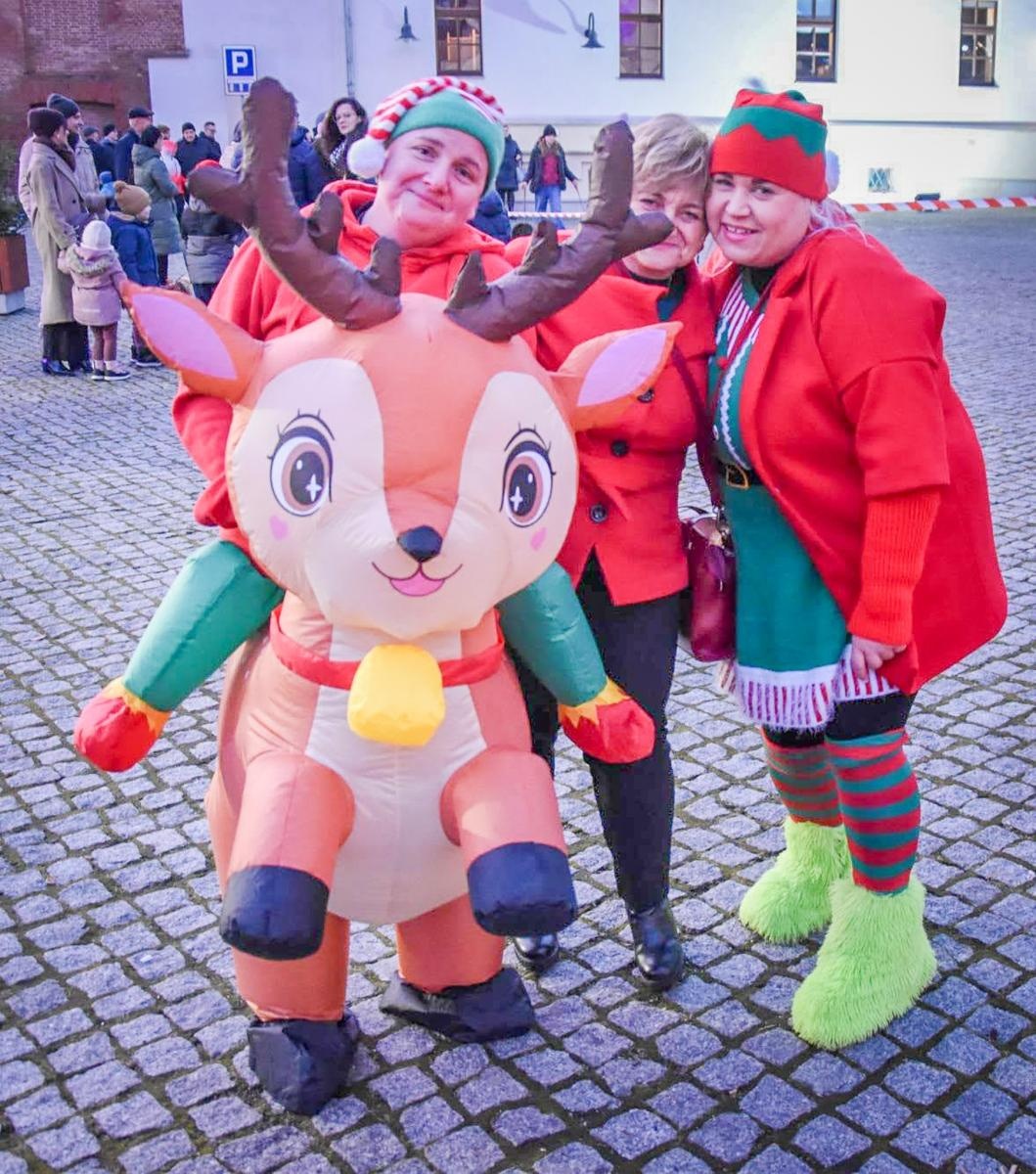 Zdjęcie w galerii na portalu naszraciborz.pl: Prawdziwe oblężenie Zamku Piastowskiego. Bajkowy Zamek 2025 zakończony z rozmachem [FOTO i WIDEO] wiadomości z regionu