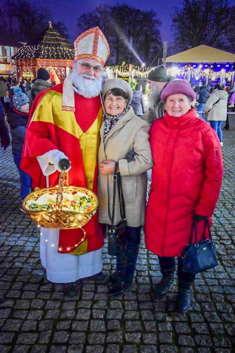 Zdjęcie w galerii na portalu naszraciborz.pl: Prawdziwe oblężenie Zamku Piastowskiego. Bajkowy Zamek 2025 zakończony z rozmachem [FOTO i WIDEO] wiadomości z regionu