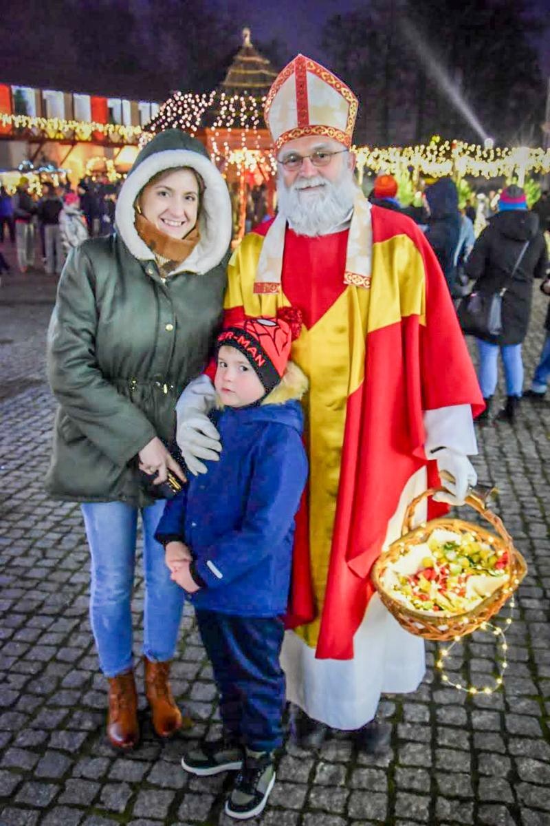 Zdjęcie w galerii na portalu naszraciborz.pl: Prawdziwe oblężenie Zamku Piastowskiego. Bajkowy Zamek 2025 zakończony z rozmachem [FOTO i WIDEO] wiadomości z regionu