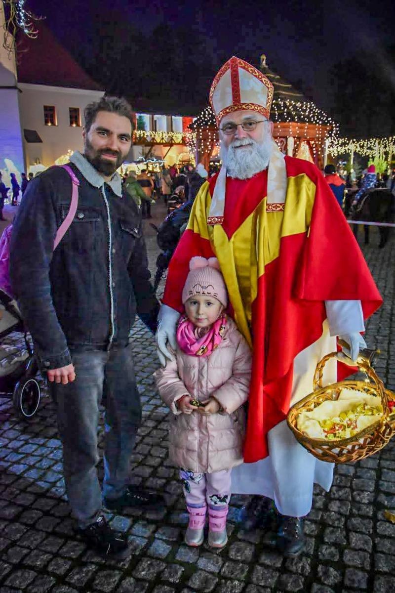 Zdjęcie w galerii na portalu naszraciborz.pl: Prawdziwe oblężenie Zamku Piastowskiego. Bajkowy Zamek 2025 zakończony z rozmachem [FOTO i WIDEO] wiadomości z regionu