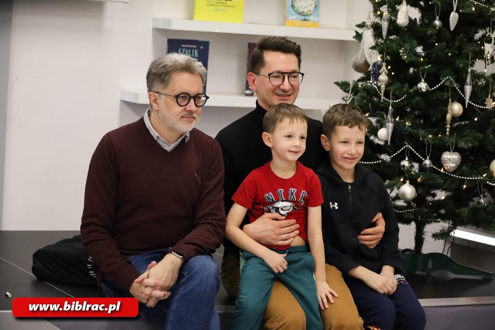 Zdjęcie w galerii na portalu naszraciborz.pl: Kefir w Kairze, czyli Michał Rusinek w Klubie Ojca w bibliotece wiadomości z regionu