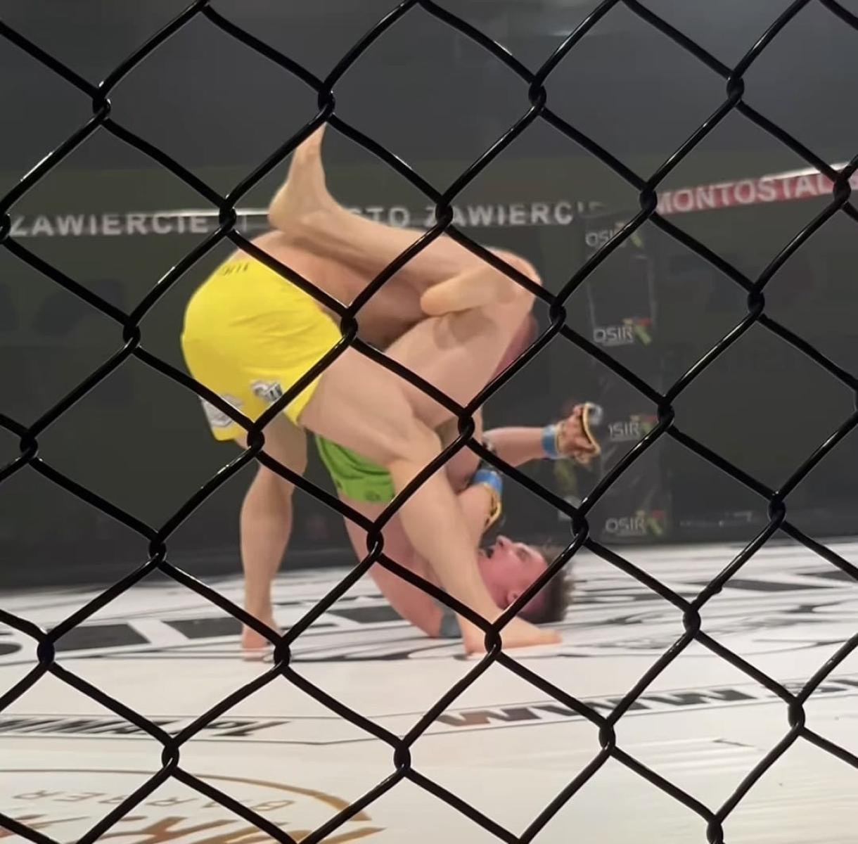 Zdjęcie w galerii na portalu naszraciborz.pl: Debiuty zawodników z Raciborza na gali Silesian MMA 24 w Zawierciu wiadomości z regionu