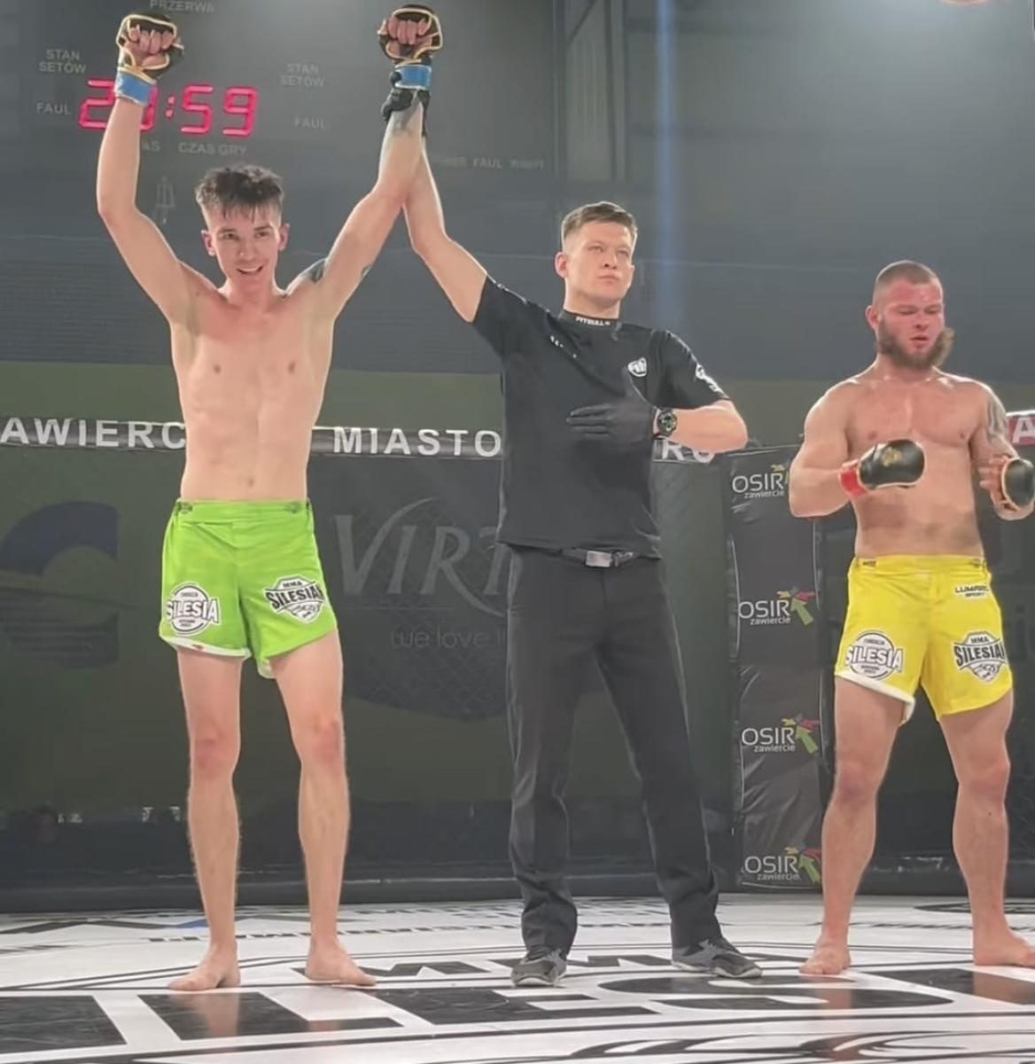 Zdjęcie w galerii na portalu naszraciborz.pl: Debiuty zawodników z Raciborza na gali Silesian MMA 24 w Zawierciu wiadomości z regionu