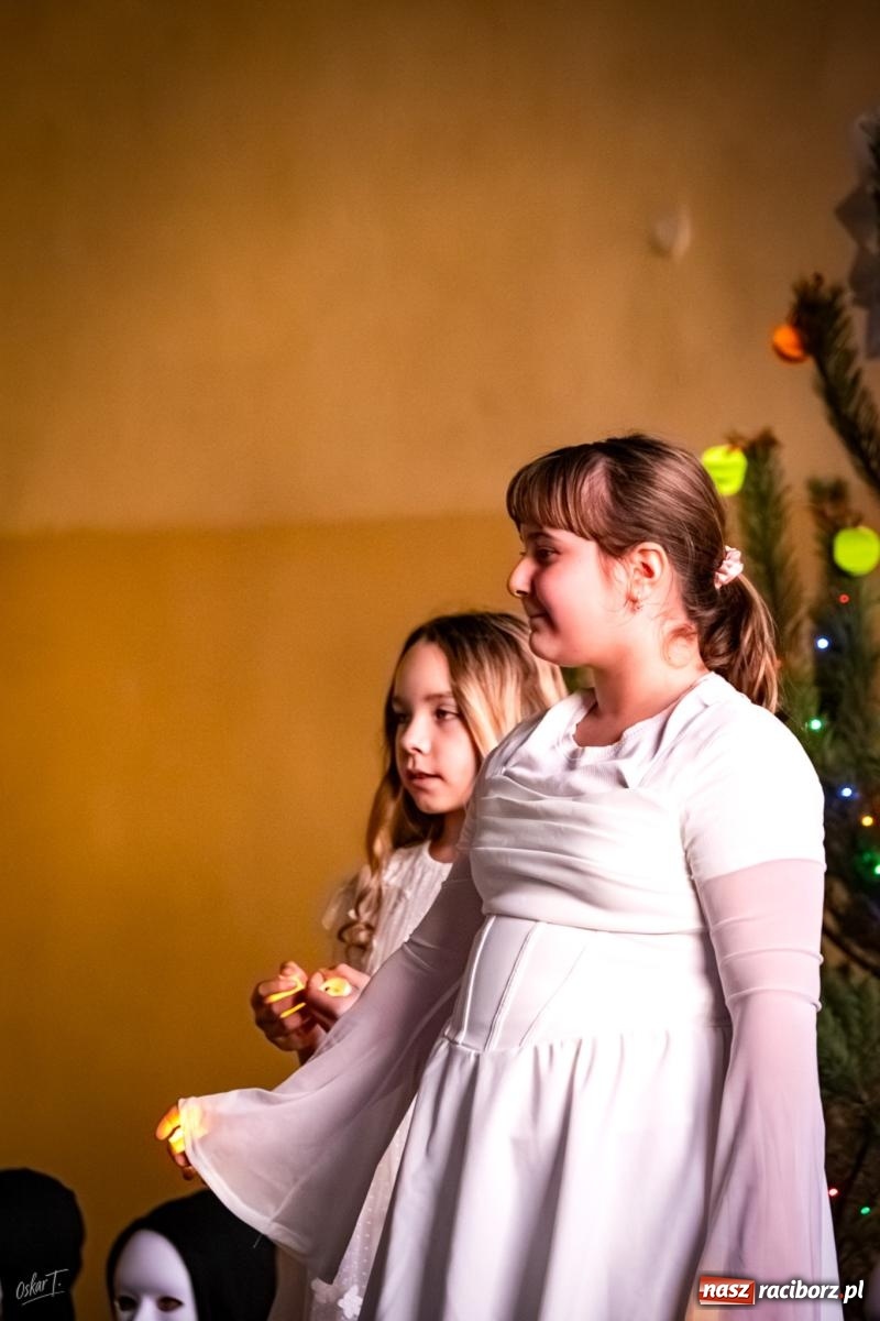 Zdjęcie w galerii na portalu naszraciborz.pl: Kiermasz pierników w Nędzy w świątecznej atmosferze [FOTO] wiadomości z regionu