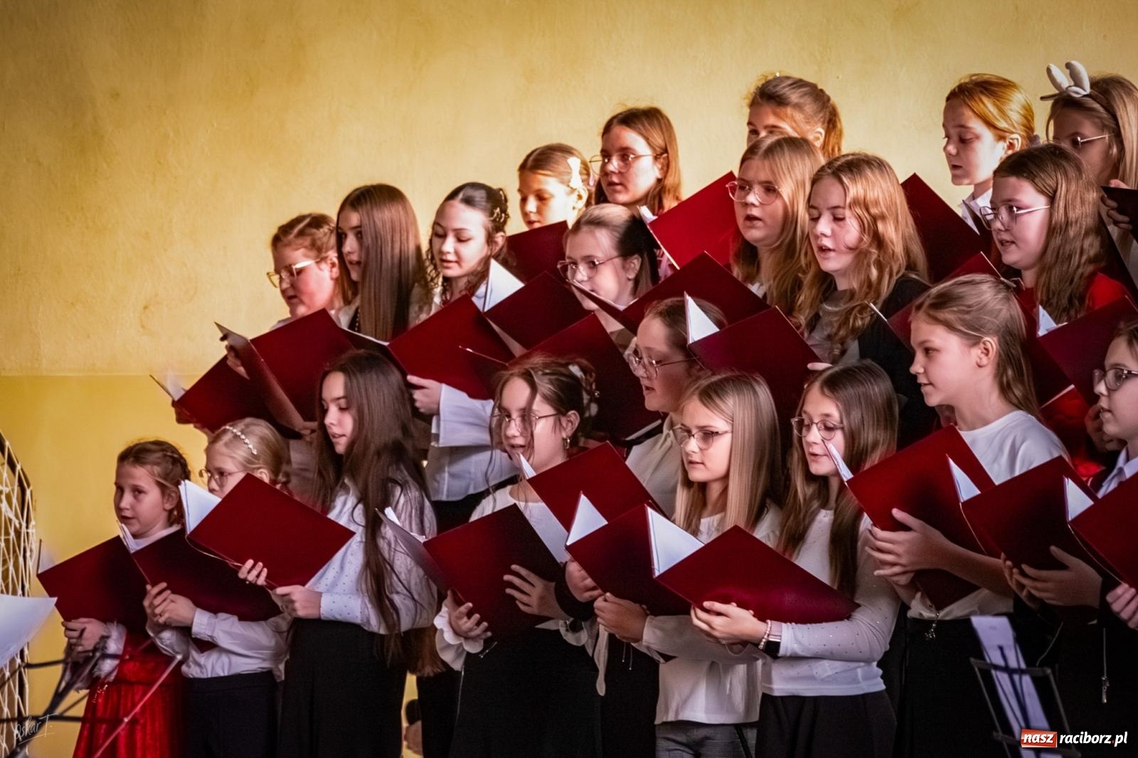 Zdjęcie w galerii na portalu naszraciborz.pl: Kiermasz pierników w Nędzy w świątecznej atmosferze [FOTO] wiadomości z regionu