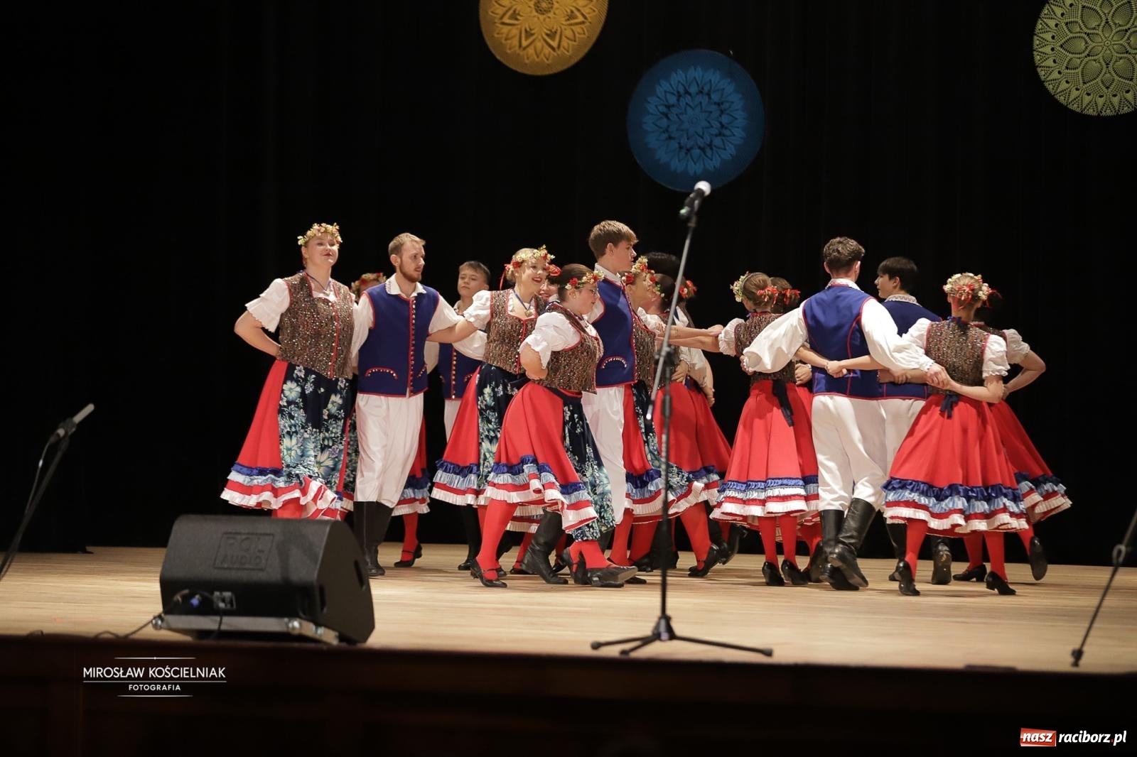 Zdjęcie w galerii na portalu naszraciborz.pl: Rekordowe wsparcie dla Stasia. Koncert charytatywny Stowarzyszenia Źródło w RCK wiadomości z regionu
