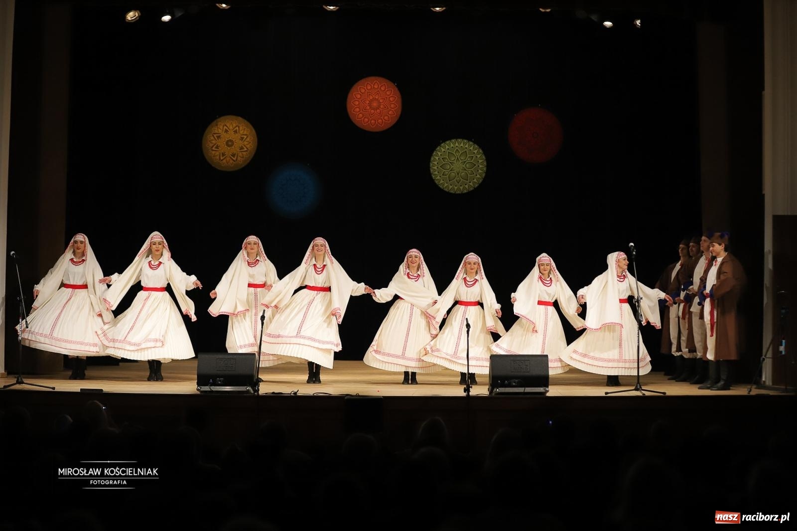 Zdjęcie w galerii na portalu naszraciborz.pl: Rekordowe wsparcie dla Stasia. Koncert charytatywny Stowarzyszenia Źródło w RCK wiadomości z regionu