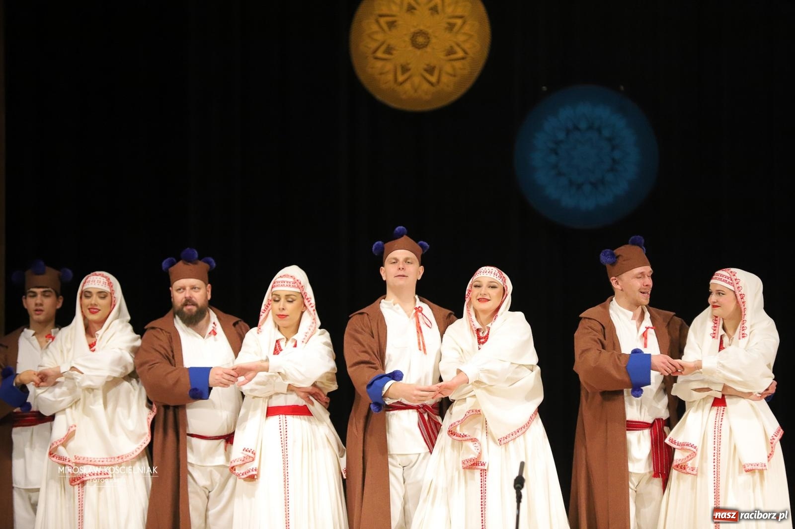 Zdjęcie w galerii na portalu naszraciborz.pl: Rekordowe wsparcie dla Stasia. Koncert charytatywny Stowarzyszenia Źródło w RCK wiadomości z regionu