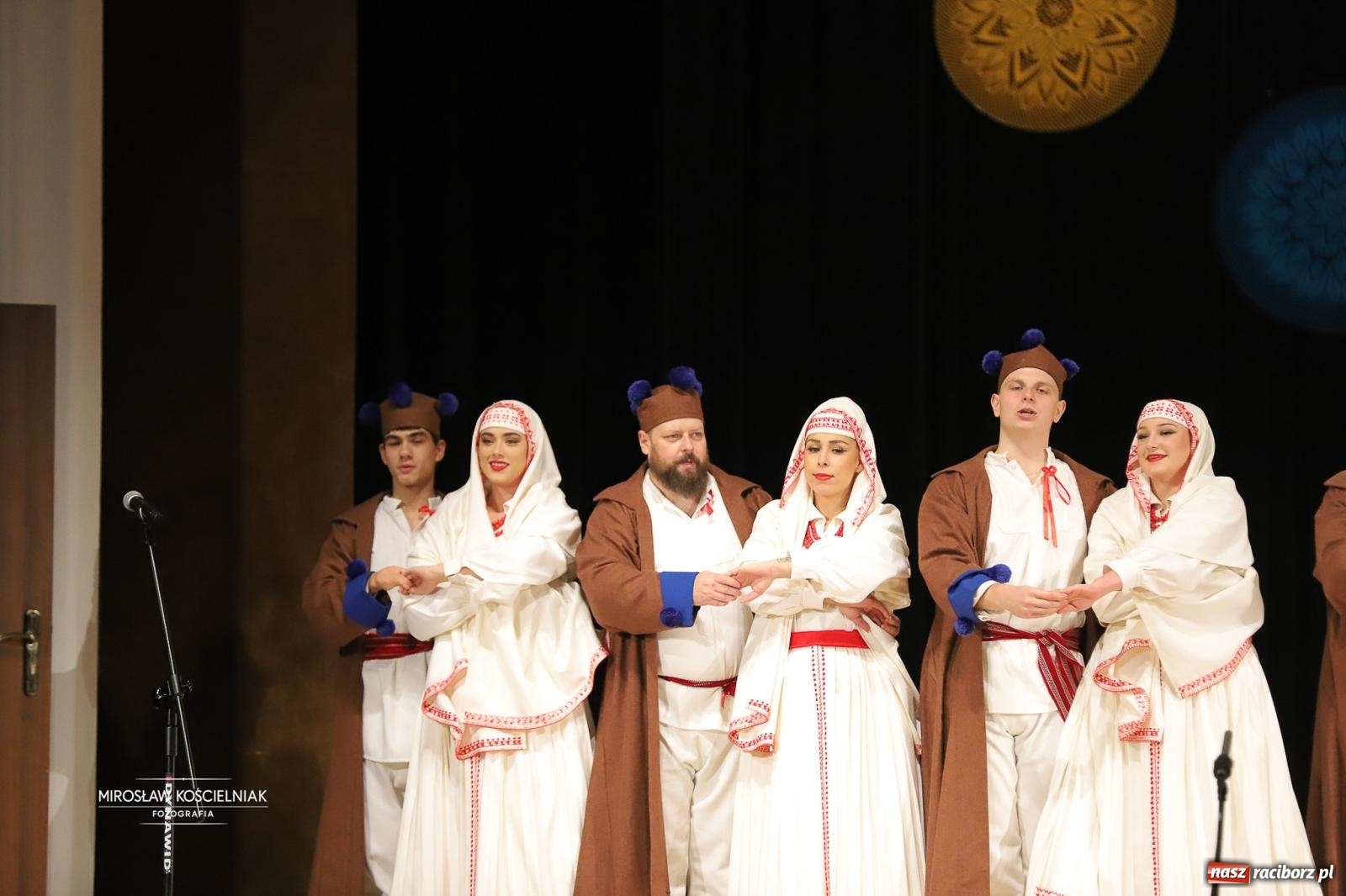 Zdjęcie w galerii na portalu naszraciborz.pl: Rekordowe wsparcie dla Stasia. Koncert charytatywny Stowarzyszenia Źródło w RCK wiadomości z regionu