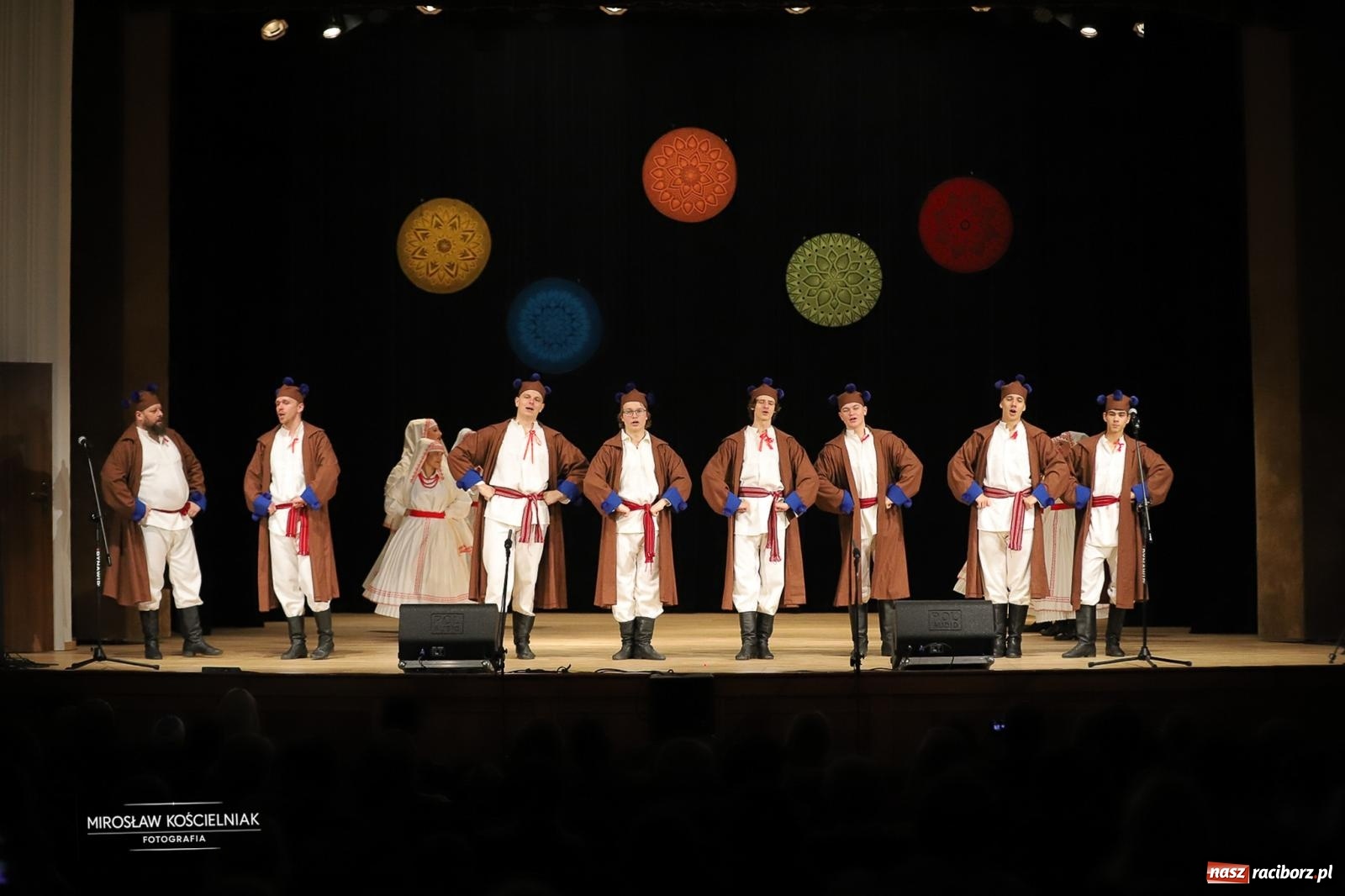 Zdjęcie w galerii na portalu naszraciborz.pl: Rekordowe wsparcie dla Stasia. Koncert charytatywny Stowarzyszenia Źródło w RCK wiadomości z regionu