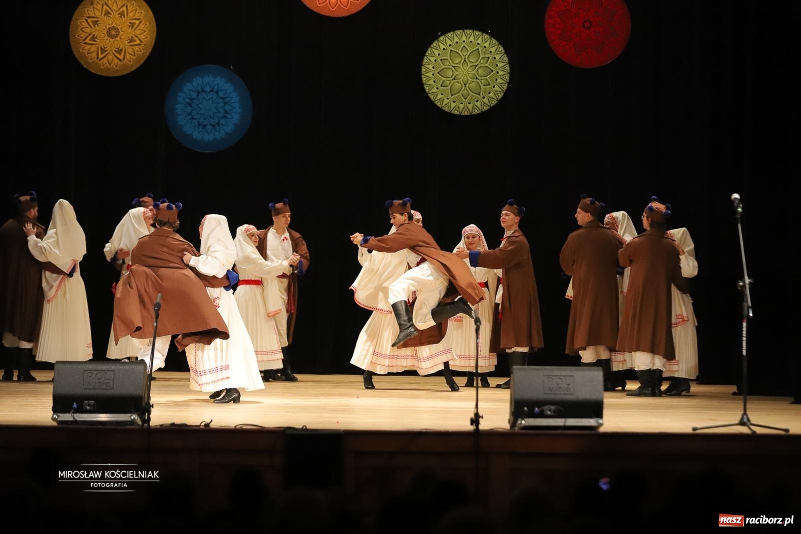 Zdjęcie w galerii na portalu naszraciborz.pl: Rekordowe wsparcie dla Stasia. Koncert charytatywny Stowarzyszenia Źródło w RCK wiadomości z regionu