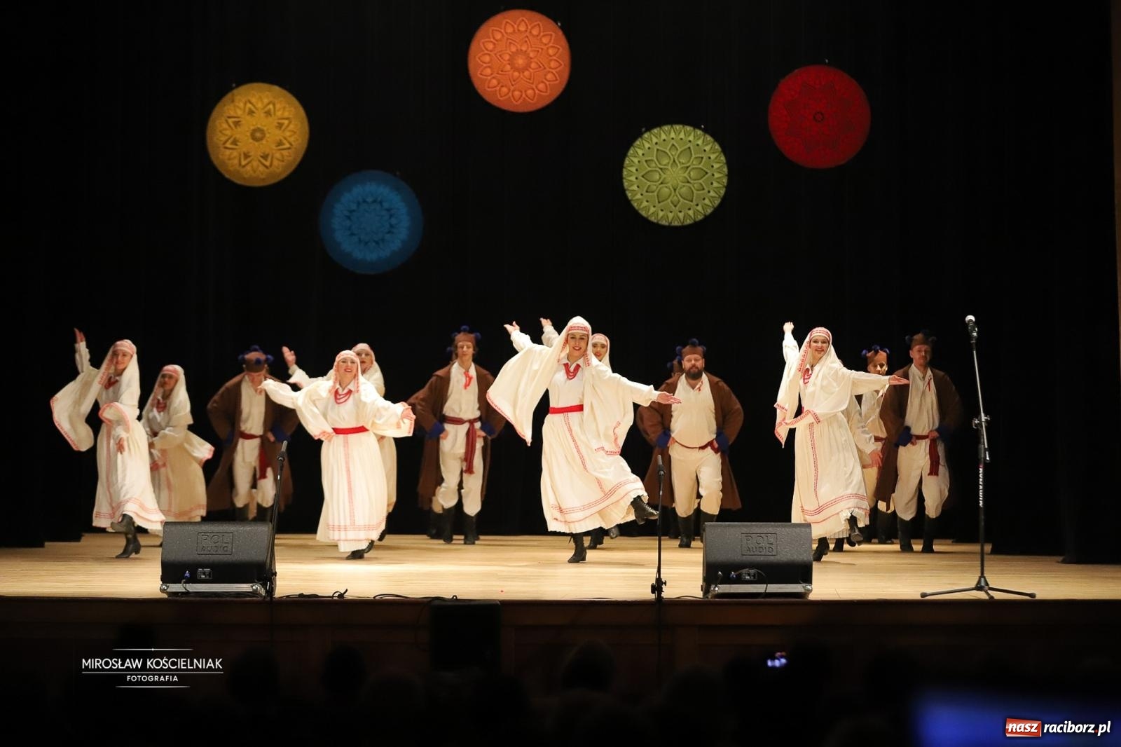 Zdjęcie w galerii na portalu naszraciborz.pl: Rekordowe wsparcie dla Stasia. Koncert charytatywny Stowarzyszenia Źródło w RCK wiadomości z regionu