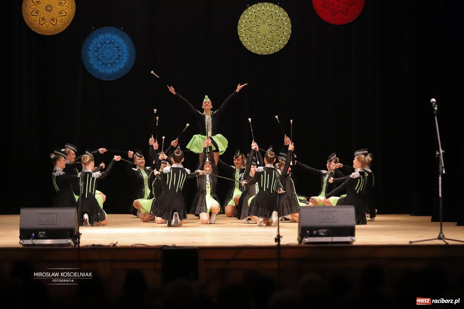 Zdjęcie w galerii na portalu naszraciborz.pl: Rekordowe wsparcie dla Stasia. Koncert charytatywny Stowarzyszenia Źródło w RCK wiadomości z regionu